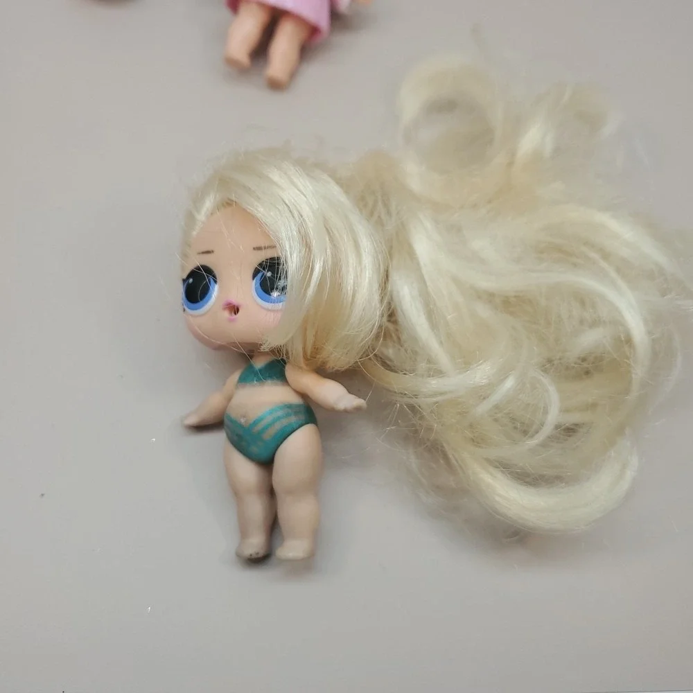 Large‎ LOL SURPRISE Lot Of 21 Dolls & Babies